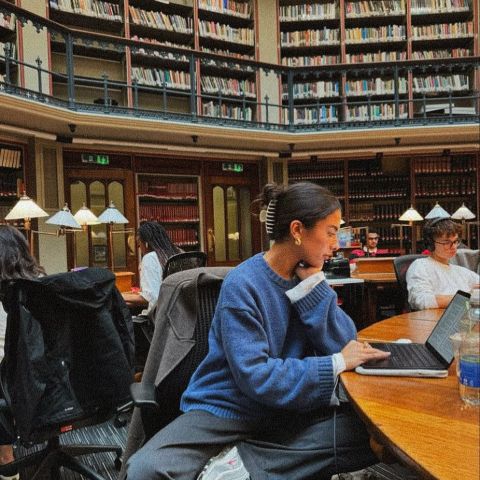 for the ones in deep study mode 📖 we see you 

living close to campus means your study break is never far away🚶‍♀️

tap in with us for a tour