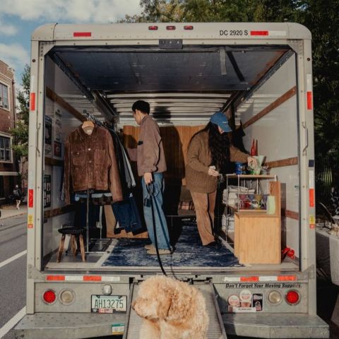 living at local = effortless 

with fully furnished homes + white-glove move-in, you can just show up with your luggage and we’ll handle the rest