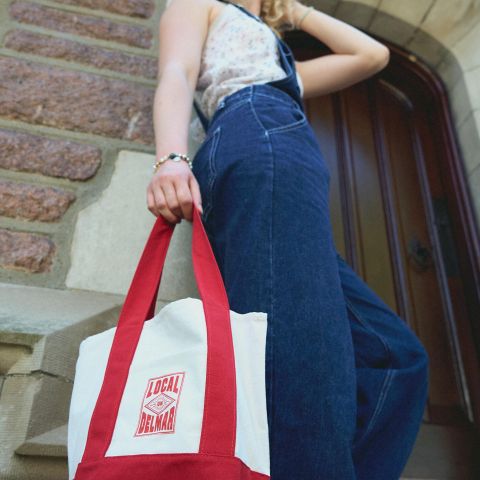 LOCAL on Delmar is steps away from The Loop’s best spots 🍜 tag your favorite spot 👇